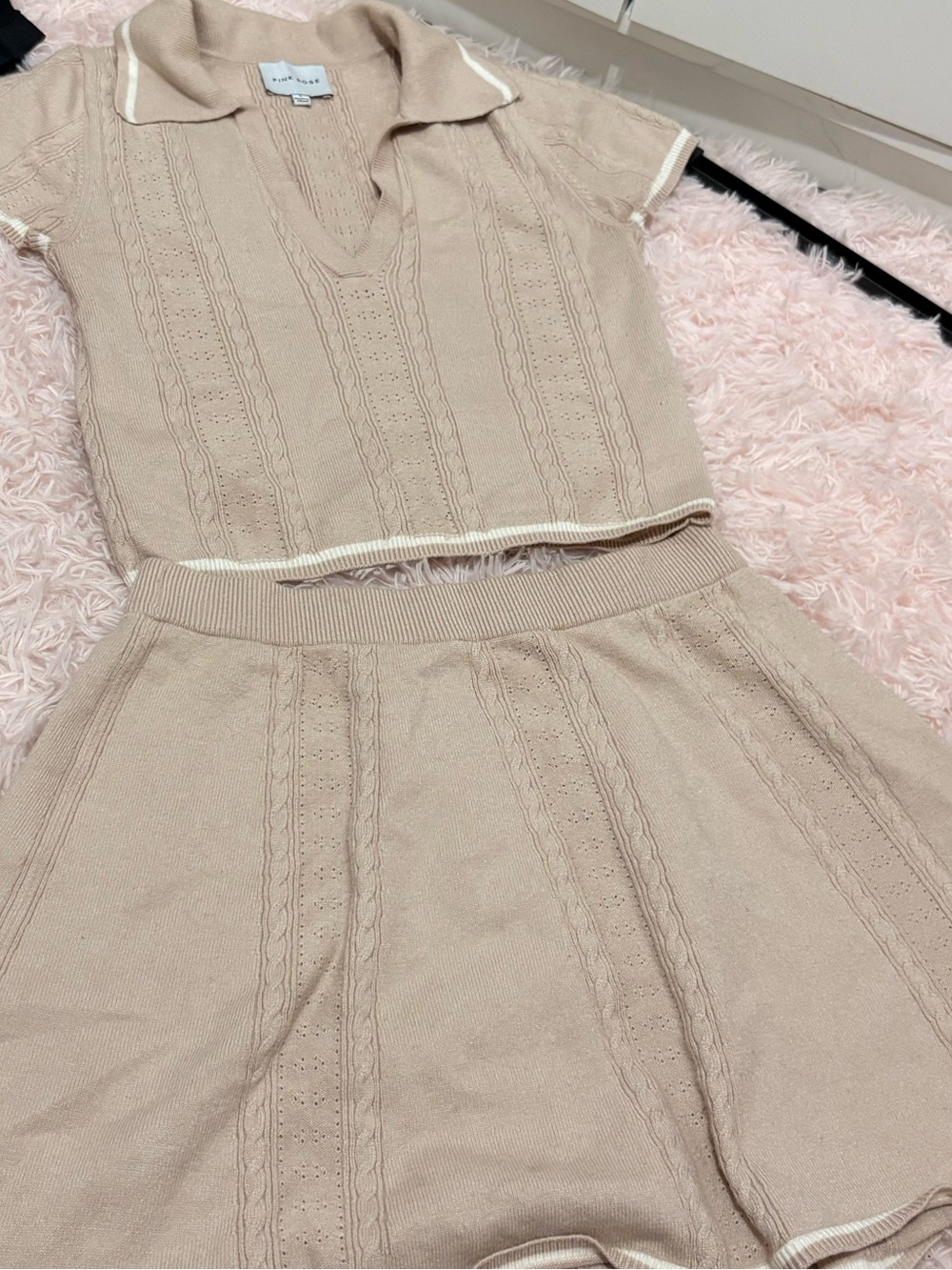 Pink Rose Knit 2-Piece Set – Tan/Beige – Size L